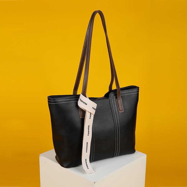 advanced sense of small crowd design of bag tote bag commuting large volume textured shoulder bag college students brown bag
advanced sense of small crowd design of bag tote bag commuting large volume textured shoulder bag college students brown bag