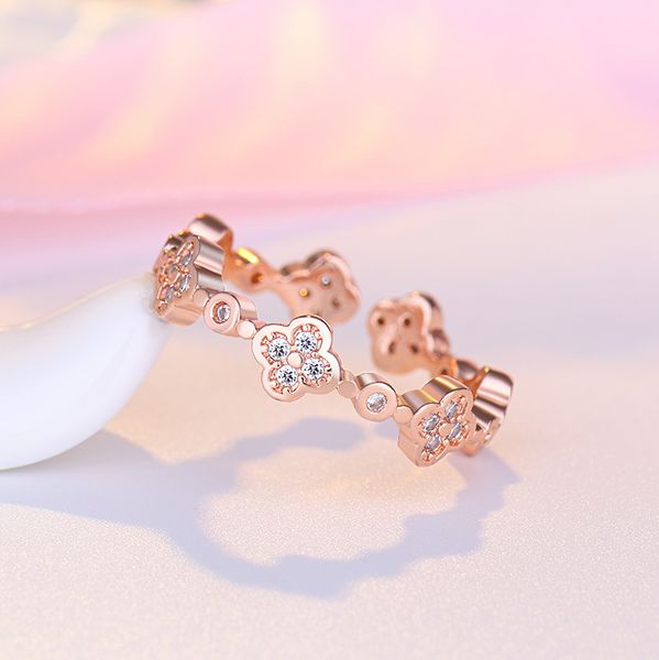 fashionable and cute clover designer ring for women rose gold silver sparkling diamond crystal open ring jewelry gift
fashionable and cute clover designer ring for women rose gold silver sparkling diamond crystal open ring jewelry gift