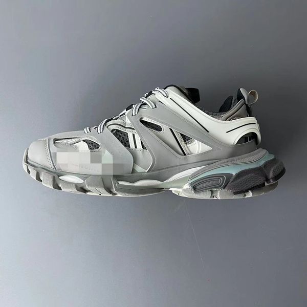 designers casual shoes track 3.0 tess s sneakers paris men women triple white black pink grey beige orange blue platform tracks 3 18ss sport
designers casual shoes track 3.0 tess s sneakers paris men women triple white black pink grey beige orange blue platform tracks 3 18ss sport