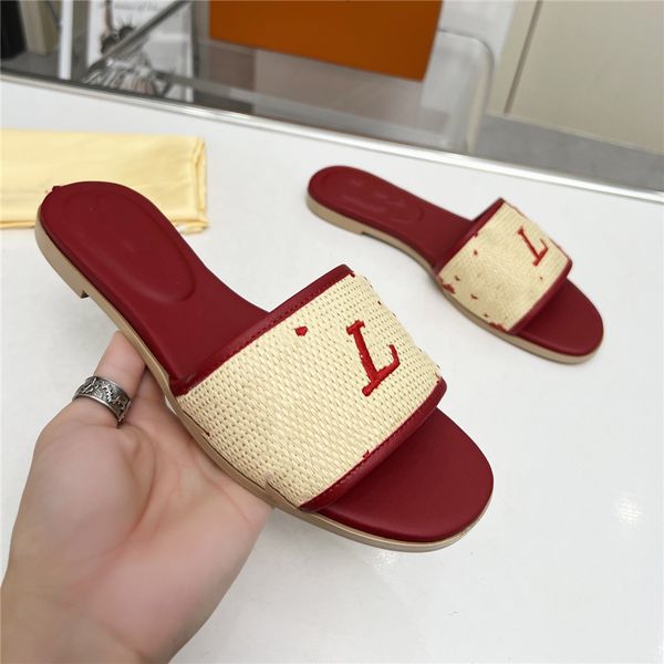 fashion slippers 2023 luis design summer louisity men and women flat shoes thick sole leather rubber letter logo casual cartoon slippers vut, Black
fashion slippers 2023 luis design summer louisity men and women flat shoes thick sole leather rubber letter logo casual cartoon slippers vut, Black