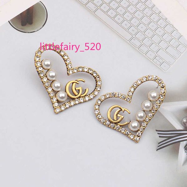 stud vintage 18k gold plated luxury brand designers letters stud clip chain geometric famous women heart crystal rhinestone pearl earring we, Golden;silver
stud vintage 18k gold plated luxury brand designers letters stud clip chain geometric famous women heart crystal rhinestone pearl earring we, Golden;silver