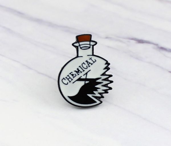 chemical experiment bottle broken quotchemicalquot decoration special cartoon lapel denim enamel badge gift for children pins9569711, Gray
chemical experiment bottle broken quotchemicalquot decoration special cartoon lapel denim enamel badge gift for children pins9569711, Gray