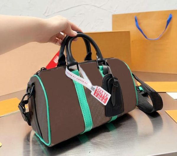 designer luxury handbags purses women real leather handbag shoulder bag embossing pillow bag classic style brown designer handbags 25cm
designer luxury handbags purses women real leather handbag shoulder bag embossing pillow bag classic style brown designer handbags 25cm