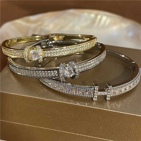 girlfriend letter h high sense bracelet small design fashion diamond inlaid bracelet new gift for women in 2022, Golden;silver
girlfriend letter h high sense bracelet small design fashion diamond inlaid bracelet new gift for women in 2022, Golden;silver