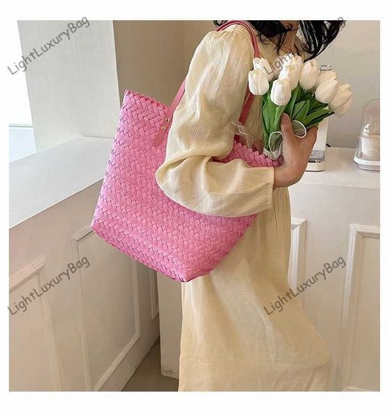 designer straw bags fashion summer beach tote crochet shoulder bag women luxury handbags tote classic female high capacity shopping purses p
designer straw bags fashion summer beach tote crochet shoulder bag women luxury handbags tote classic female high capacity shopping purses p