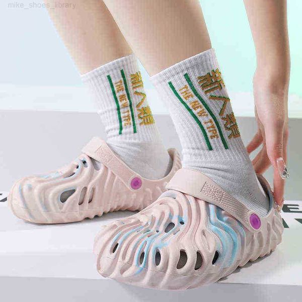 women sandals for couple outdoor beach shoes summer clogs garden designer funny breathable non slip fingerprint slippers 220705, Black
women sandals for couple outdoor beach shoes summer clogs garden designer funny breathable non slip fingerprint slippers 220705, Black