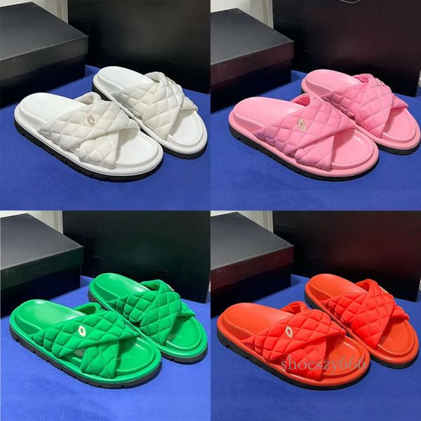 2023 women designer slippers black white pink green flame womens mens classic pearl slipper outdoor sandal casual ladies shoes leather
2023 women designer slippers black white pink green flame womens mens classic pearl slipper outdoor sandal casual ladies shoes leather