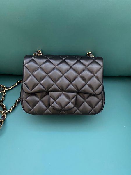 17cm caviar sheepskin leather bags 10a classic women handbags ladies composite tote clutch shoulder bag female purse luxurys designers bags
17cm caviar sheepskin leather bags 10a classic women handbags ladies composite tote clutch shoulder bag female purse luxurys designers bags