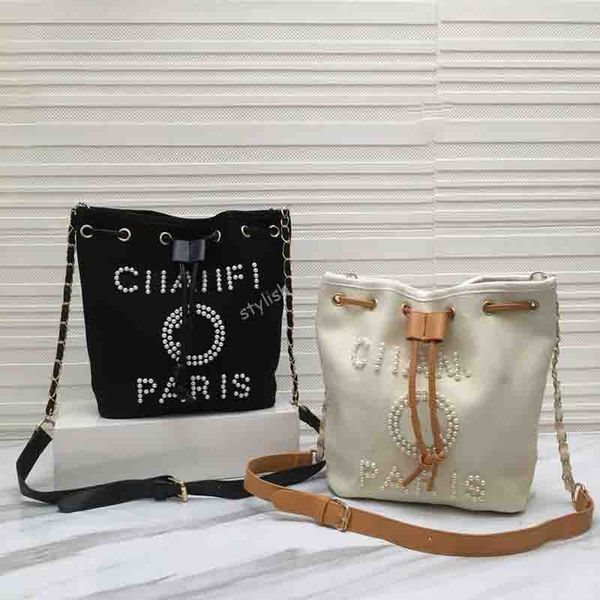 designer shoulder bag 2023 fashion tote bag mini small women's tote canvas brand pearl luxury alphabet beach bag crossbody bag
designer shoulder bag 2023 fashion tote bag mini small women's tote canvas brand pearl luxury alphabet beach bag crossbody bag