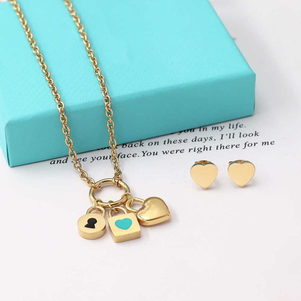designer new tiffay heart shaped accessories necklace stainless steel women's set vacuum electroplated earrings pendant decoration, Silver
designer new tiffay heart shaped accessories necklace stainless steel women's set vacuum electroplated earrings pendant decoration, Silver