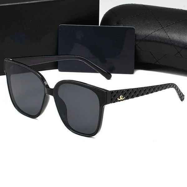 luxury fashion sunglasses outdoor designer summer women tom classical polarized ford new 0735 women's sun protection and uv men's, White;black
luxury fashion sunglasses outdoor designer summer women tom classical polarized ford new 0735 women's sun protection and uv men's, White;black