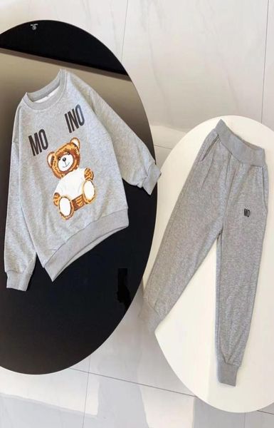 baby clothes sets children set kids designer clothing tracksuit hooded pocket 2022 long sleeve with letters 2 pieces sweatshirts p3285435, White
baby clothes sets children set kids designer clothing tracksuit hooded pocket 2022 long sleeve with letters 2 pieces sweatshirts p3285435, White