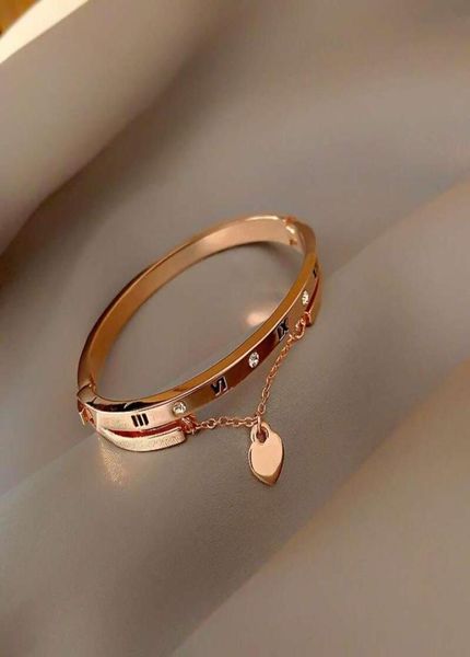 rose gold roman numeral bangle bracelet for couple men women luxury designer bling diamond heart charm bangles western fashion lov4556210, Black
rose gold roman numeral bangle bracelet for couple men women luxury designer bling diamond heart charm bangles western fashion lov4556210, Black