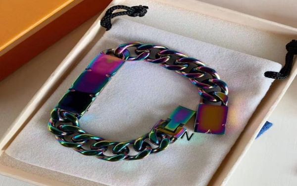 2019 design mans bracelet high qualtiy alloy buckle bracelet for man and woman for gift size 19cm with box7382539, Black
2019 design mans bracelet high qualtiy alloy buckle bracelet for man and woman for gift size 19cm with box7382539, Black