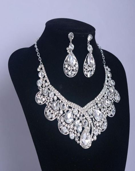 retro vintage designer water drop wedding jewelry clear austrian crystal rhinestone earrings necklace jewelry sets8469151, White
retro vintage designer water drop wedding jewelry clear austrian crystal rhinestone earrings necklace jewelry sets8469151, White
