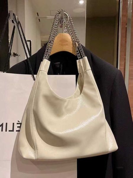 tote bag new large capacity college style student class commuter bag pu chain shoulder bag
tote bag new large capacity college style student class commuter bag pu chain shoulder bag
