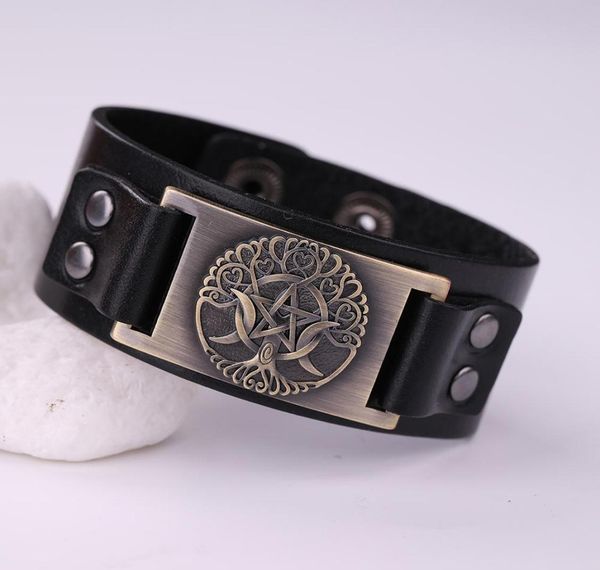 tree of universe nordic hexagram amulet bracelet mens designer jewelry black and brown genuine leather bracelets6559305, Golden;silver
tree of universe nordic hexagram amulet bracelet mens designer jewelry black and brown genuine leather bracelets6559305, Golden;silver