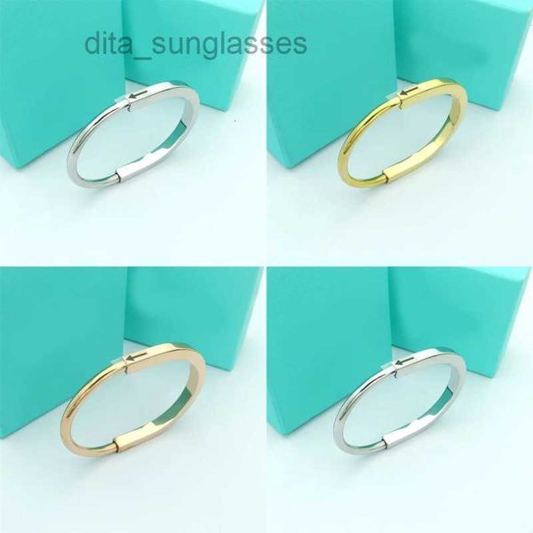 horseshoe bracelet gold bangle designer jewelry rise gold silver tennis bracelets for women mens luxuyr jewelry fashion brand for wedding pa, Black
horseshoe bracelet gold bangle designer jewelry rise gold silver tennis bracelets for women mens luxuyr jewelry fashion brand for wedding pa, Black