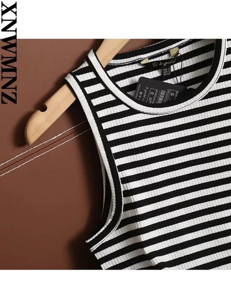 t-shirt xnwmnz women's round neck striped vest suspender sleeveless female vintage fashion vest, White
t-shirt xnwmnz women's round neck striped vest suspender sleeveless female vintage fashion vest, White