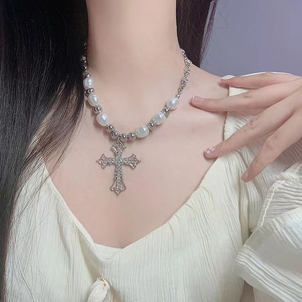 personalized vintage pearl pendant accessories hip hop versatile jumpy necklace, Golden;silver
personalized vintage pearl pendant accessories hip hop versatile jumpy necklace, Golden;silver