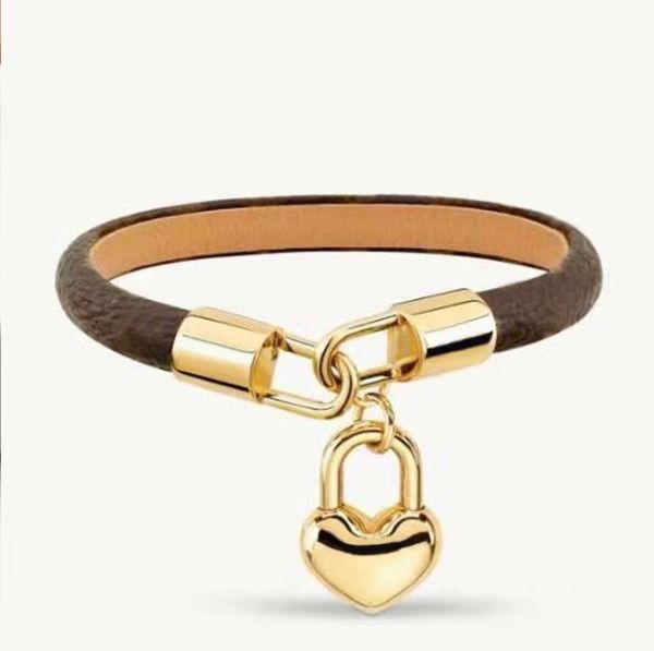 designer charm bracelet classic plaid leather rope gold and silver buckle bead bracelet fashion simple men ladies couples luxury g2057767, Golden;silver
designer charm bracelet classic plaid leather rope gold and silver buckle bead bracelet fashion simple men ladies couples luxury g2057767, Golden;silver