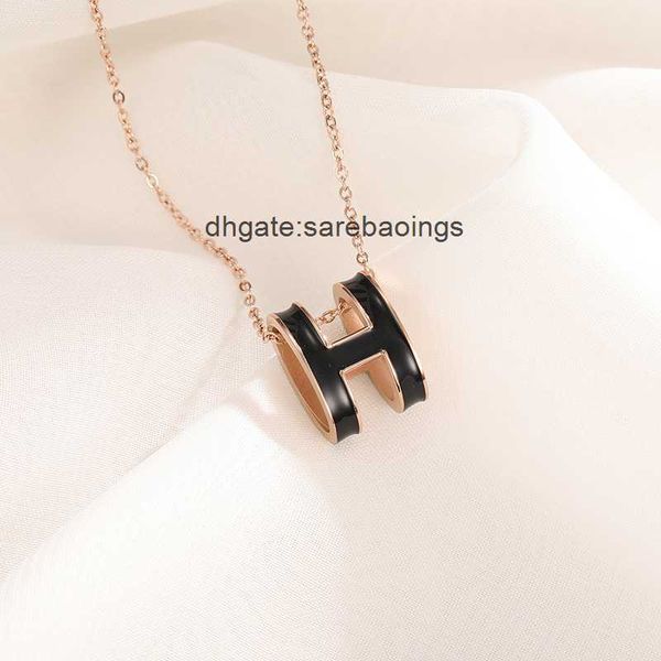 aher max designer luxury broadcast h necklace enamel titanium steel bone chain female small crowd design high class simple, Silver
aher max designer luxury broadcast h necklace enamel titanium steel bone chain female small crowd design high class simple, Silver