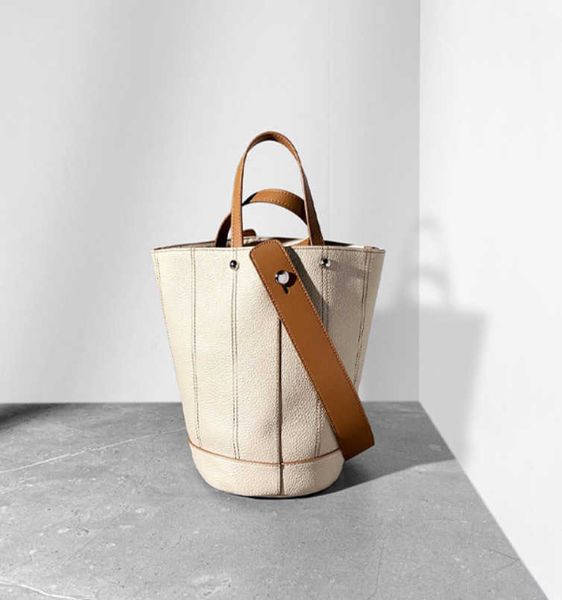 designers' new high capacity bucket cabbage basket tote bag versatile handheld one shoulder underarm bag crossbody bag
designers' new high capacity bucket cabbage basket tote bag versatile handheld one shoulder underarm bag crossbody bag