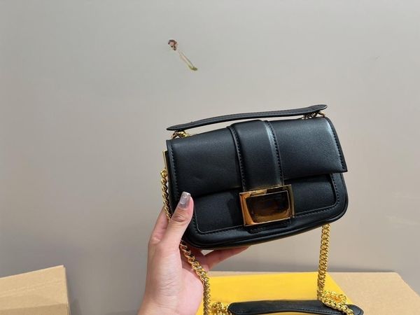 chain women's bag, fashionable internet celebrity diagonal cross small bag, new single shoulder, high quality
chain women's bag, fashionable internet celebrity diagonal cross small bag, new single shoulder, high quality