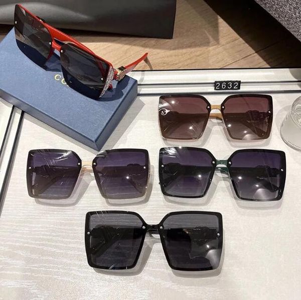 2023 designer sunglasses fashion goggle vintage sunglasses for women men classic cool casual gift glasses beach shading uv protection polari, White;black
2023 designer sunglasses fashion goggle vintage sunglasses for women men classic cool casual gift glasses beach shading uv protection polari, White;black