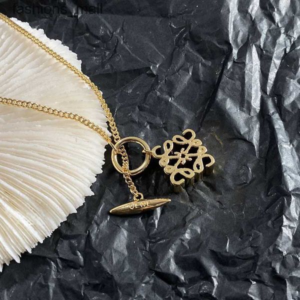2023 fashion designer necklace letter pendant gold plated classic women's necklace wedding party jewelry accessories, Silver
2023 fashion designer necklace letter pendant gold plated classic women's necklace wedding party jewelry accessories, Silver