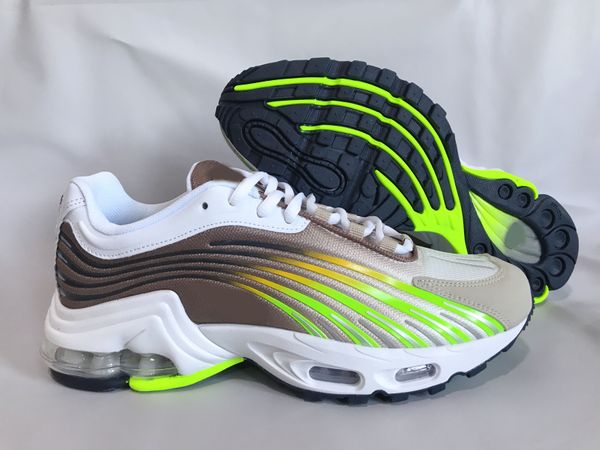 2023 new men women tns4 triple white black red laser blue furry oreo running shoes green radiant red black white blue sports sneakers
2023 new men women tns4 triple white black red laser blue furry oreo running shoes green radiant red black white blue sports sneakers