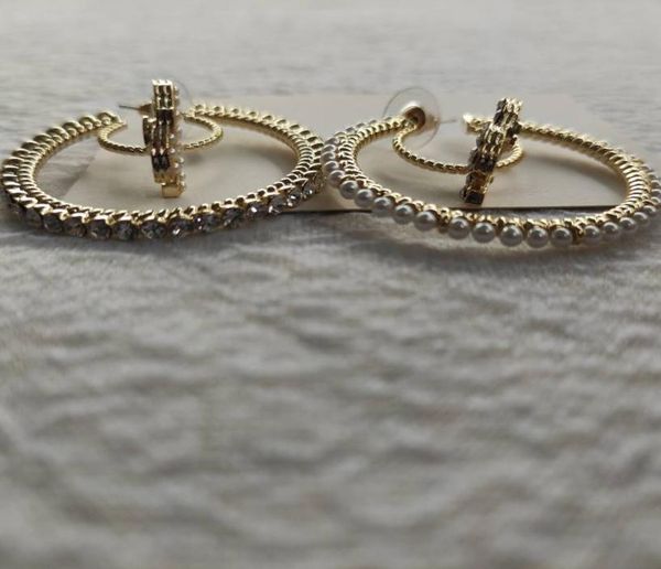 fashion matel hoop charm with pearl and rhinestone c symbol retro earring paper card2731496, Golden