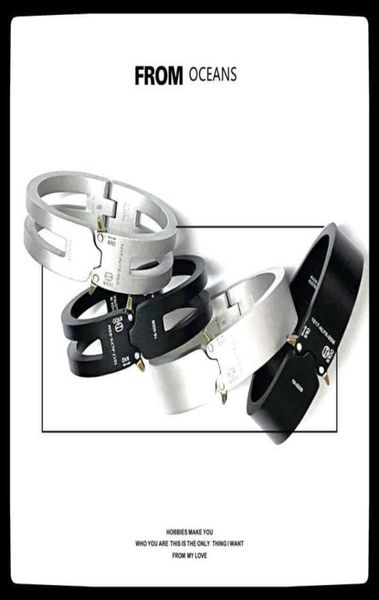 sexmara 20fw hip hop punk 1017 alyx 9sm rollercoaster track alyx metal lettering buckle bracelet for men women girls jewelry q07171157832, Black
sexmara 20fw hip hop punk 1017 alyx 9sm rollercoaster track alyx metal lettering buckle bracelet for men women girls jewelry q07171157832, Black
