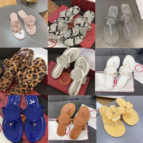 2023 designer slippers clip toe woman sandals casual female flats slides beach footwear new flip flops ladies fashion footwear miller, Black
2023 designer slippers clip toe woman sandals casual female flats slides beach footwear new flip flops ladies fashion footwear miller, Black