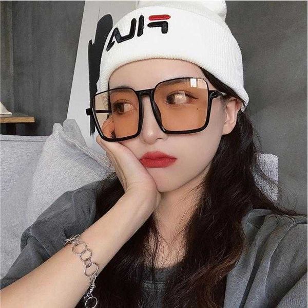 fashionable new half frame 2022 korean version trendy sun visors sunglasses, White;black
fashionable new half frame 2022 korean version trendy sun visors sunglasses, White;black