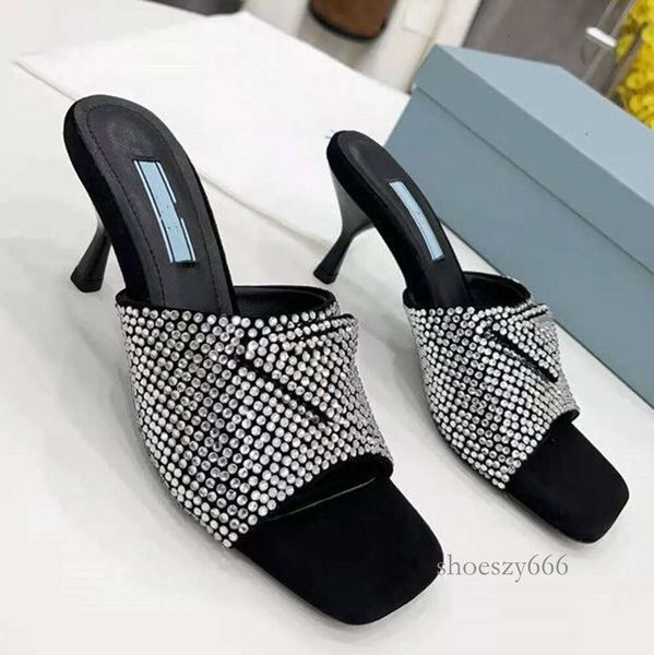 sandals triangle gauze rhinestone decorative calico ladies dress shoes designer smooth leather heel low heel elegant, Black
sandals triangle gauze rhinestone decorative calico ladies dress shoes designer smooth leather heel low heel elegant, Black