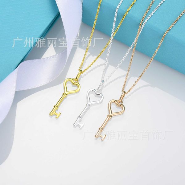 original new high editiffayon tiffayffay smooth heart key necklace with 18k rose gold platiffayng on white copper for women stylish and mini, Black
original new high editiffayon tiffayffay smooth heart key necklace with 18k rose gold platiffayng on white copper for women stylish and mini, Black