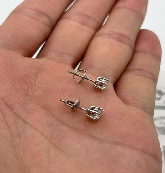 a pair of round cut sparkling moissanite earring studs color g screw back silver 925 including ship7185119, Golden;silver
a pair of round cut sparkling moissanite earring studs color g screw back silver 925 including ship7185119, Golden;silver