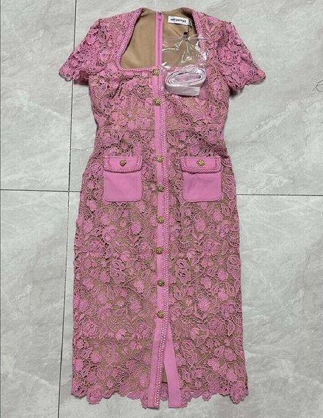 self-portrait pink liliana dress us 4 it runs very tight like us2, Black;gray
self-portrait pink liliana dress us 4 it runs very tight like us2, Black;gray