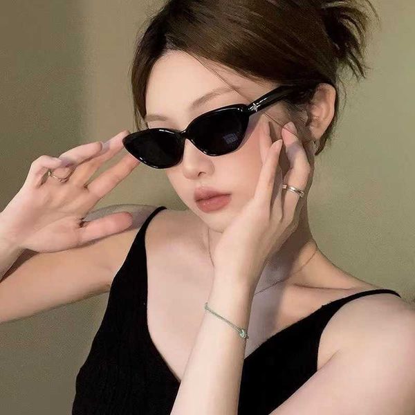 2023 new cat's eye leopard print sunglasses women's high sense ins oval sunglasses small face, White;black
2023 new cat's eye leopard print sunglasses women's high sense ins oval sunglasses small face, White;black