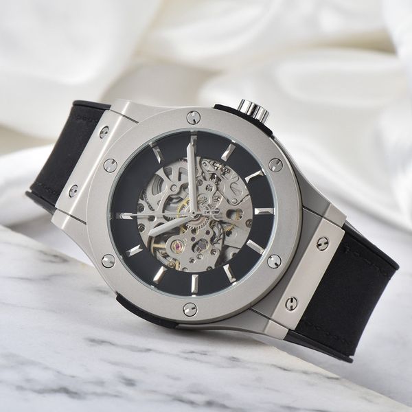 wristwatches for men 2023 new mens watches three needles automatic mechanical watch luxury brand rubber strap mens fashion hu montre de luxe, Slivery;brown
wristwatches for men 2023 new mens watches three needles automatic mechanical watch luxury brand rubber strap mens fashion hu montre de luxe, Slivery;brown