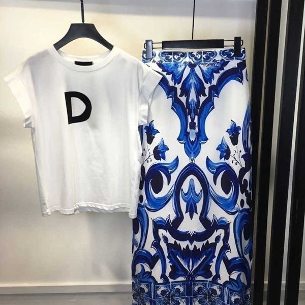 summer womens set designer skirt set fashion white sleeveless t shirt slim-fit long skirt two-piece printed suit women clothing
summer womens set designer skirt set fashion white sleeveless t shirt slim-fit long skirt two-piece printed suit women clothing