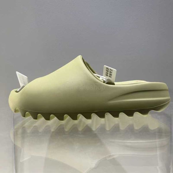 designer luxury mens women's slippers soft sole cool glowing slippers butterscotch color perforated hole shoes outdoor beach shoes non, Black
designer luxury mens women's slippers soft sole cool glowing slippers butterscotch color perforated hole shoes outdoor beach shoes non, Black