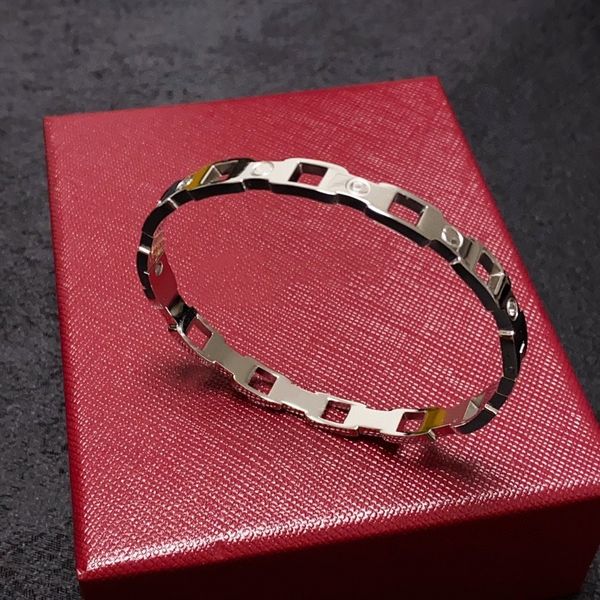 new designer bracelet luxury carti brand enamel size#17 bracelet men's and women's fashion bracelet daily accessories party weddin, Black
new designer bracelet luxury carti brand enamel size#17 bracelet men's and women's fashion bracelet daily accessories party weddin, Black
