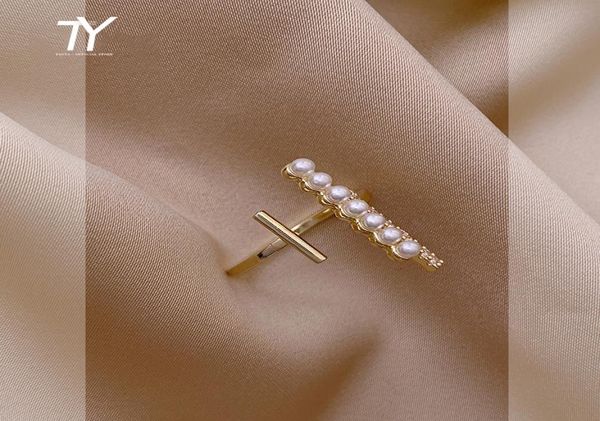 2021 creative irregular t letter pearl zircon open ring for woman fashion korean jewelry unusual wedding party girls ring3085052, Silver
2021 creative irregular t letter pearl zircon open ring for woman fashion korean jewelry unusual wedding party girls ring3085052, Silver
