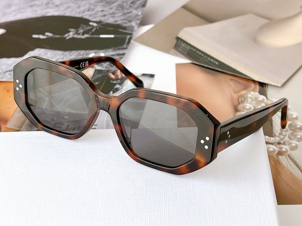 havana grey hexagon sunglasses 40255i womens summer sunnies gafas de sol sonnenbrille uv400 eye wear with box, White;black
havana grey hexagon sunglasses 40255i womens summer sunnies gafas de sol sonnenbrille uv400 eye wear with box, White;black