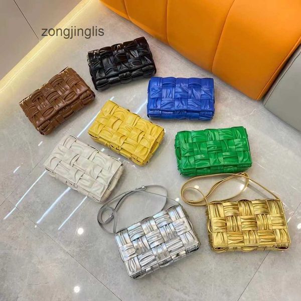 spring women's bags designer casette bag 2023 leather woven venetas cowhide single crossbody fashion botteges versatile pleated pillow
spring women's bags designer casette bag 2023 leather woven venetas cowhide single crossbody fashion botteges versatile pleated pillow