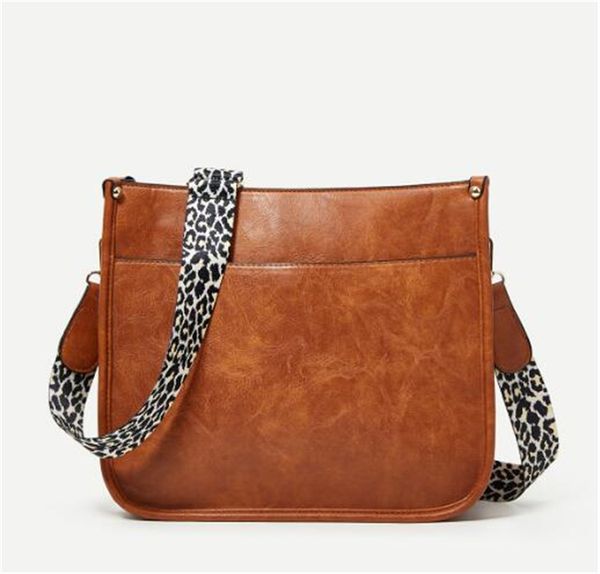 popular cross legged women's bag and women's handbag 2023 european and american fashion crossbody leopard pattern one shoulder lar
popular cross legged women's bag and women's handbag 2023 european and american fashion crossbody leopard pattern one shoulder lar