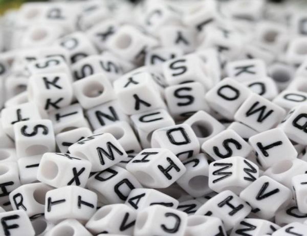 1000 pcs mixed alphabet letter acrylic cube beads 6x6 mm white with black letters 1886065
1000 pcs mixed alphabet letter acrylic cube beads 6x6 mm white with black letters 1886065