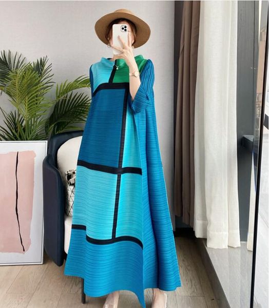 pleated dress luxury 2023 new issey fashion pleated geometry digital printed fashion dress, Black;gray
pleated dress luxury 2023 new issey fashion pleated geometry digital printed fashion dress, Black;gray